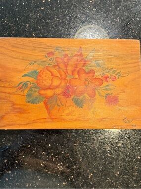 Vintage 1985 Hand Painted Floral Wood Plaque Signed Eva Country Cottage Decor